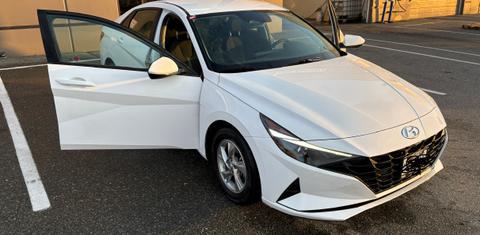 Hyundai Elantra 2023