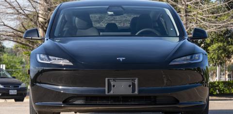 Tesla Model 3 2024