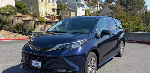 Toyota Sienna 2023