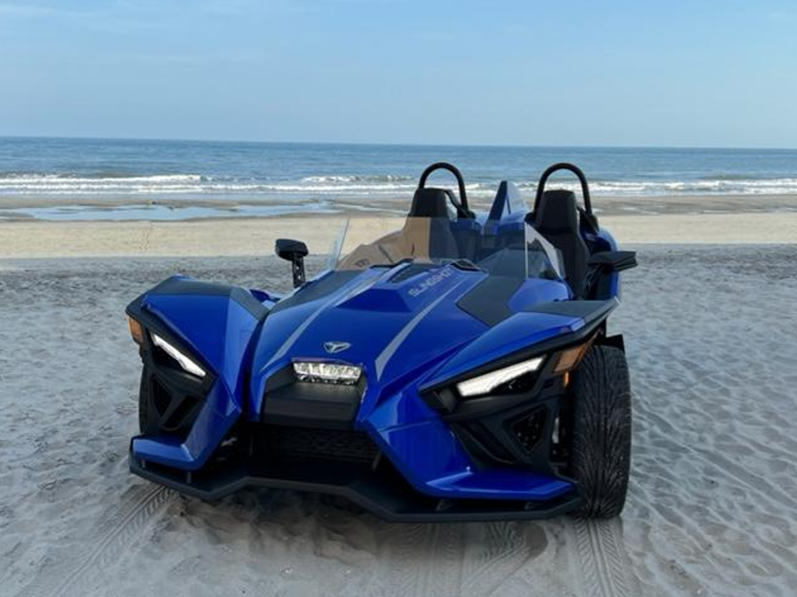 Polaris Slingshot 2022 in Honolulu, HI