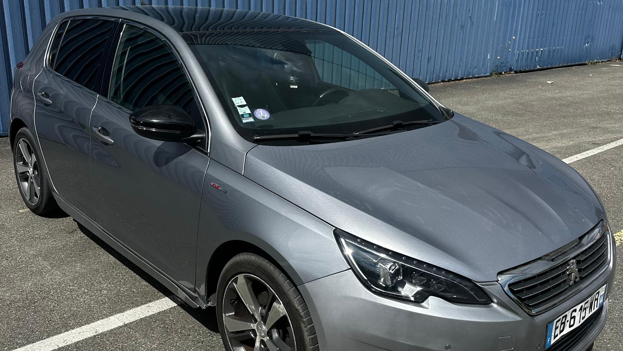 Peugeot 308 2016 à Saint-Herblain