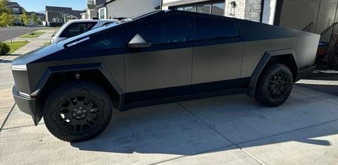 Tesla Cybertruck 2024