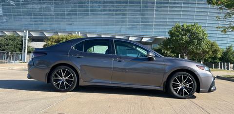 Toyota Camry 2024