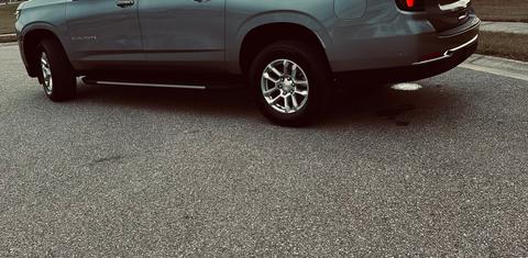 Chevrolet Suburban 2025