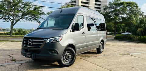 Mercedes-Benz Sprinter 2024