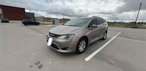 Chrysler Pacifica 2017