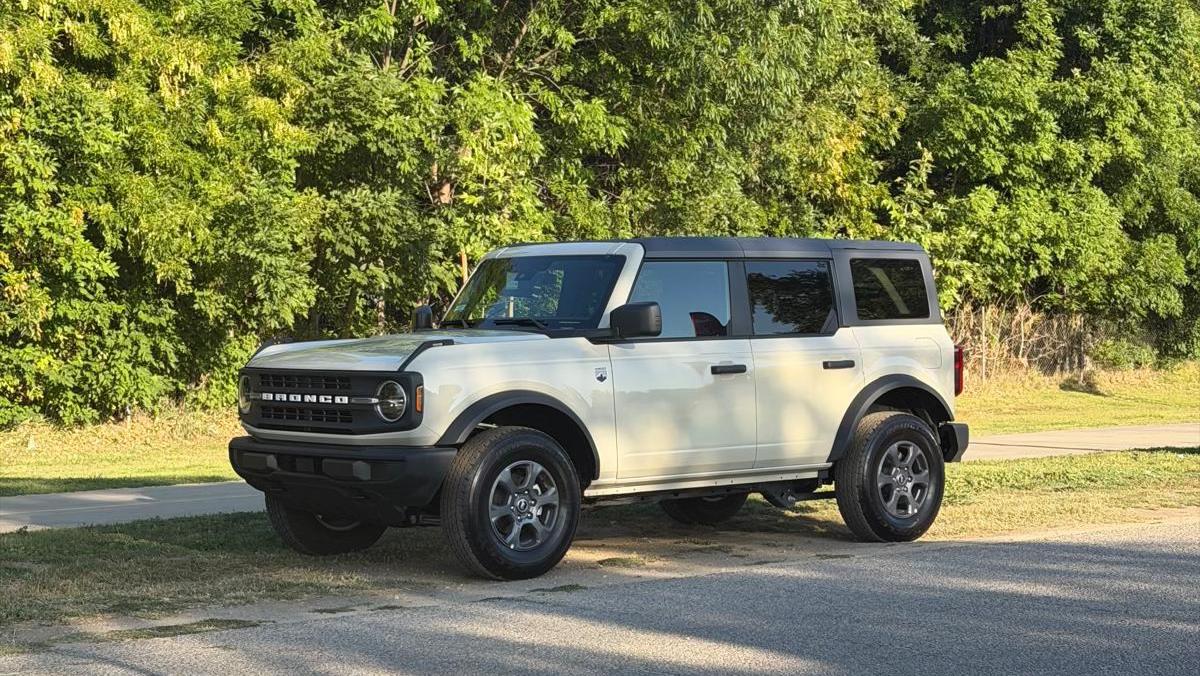 Ford Bronco 2025 in Glendale, CA