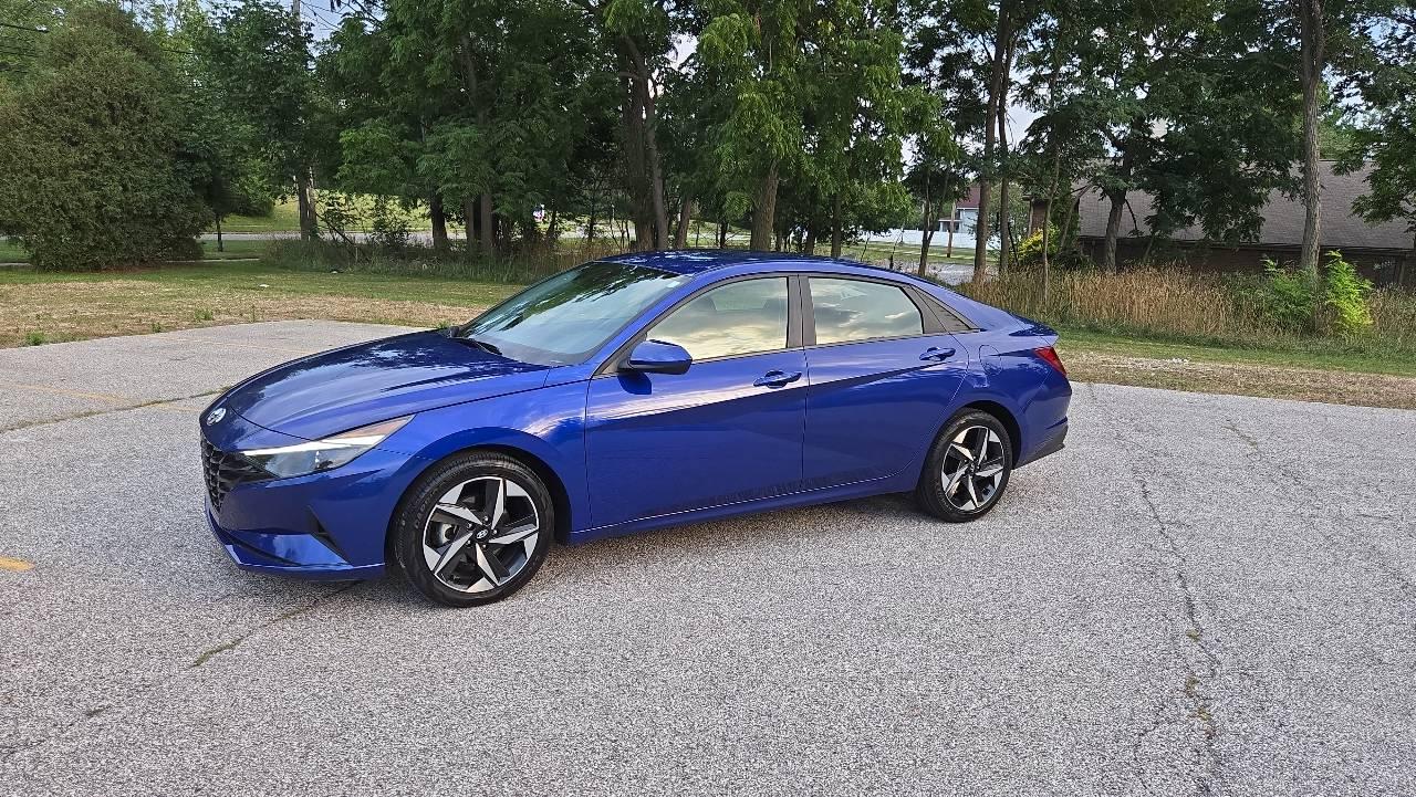 Hyundai Elantra 2023 in Bedford, OH