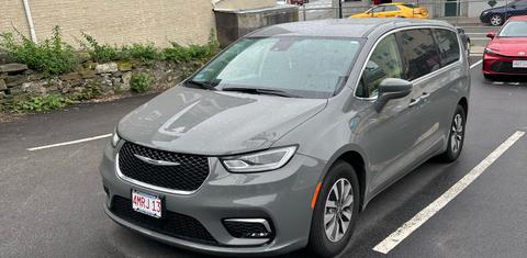 Chrysler Pacifica 2022