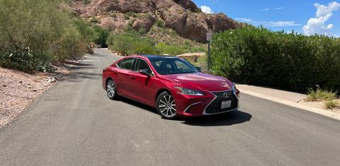 Lexus ES 2019