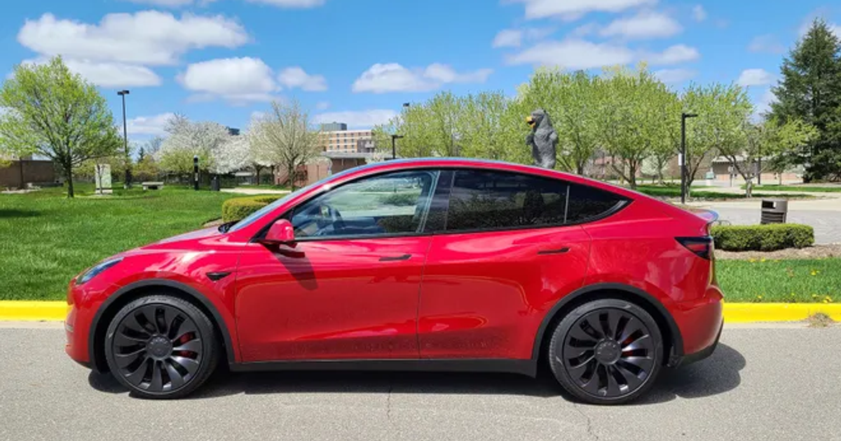 Tesla Model Y 2023 rental in Parker, CO by Arjun K. Turo