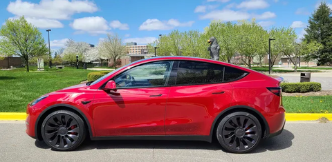 Tesla Model Y 2023