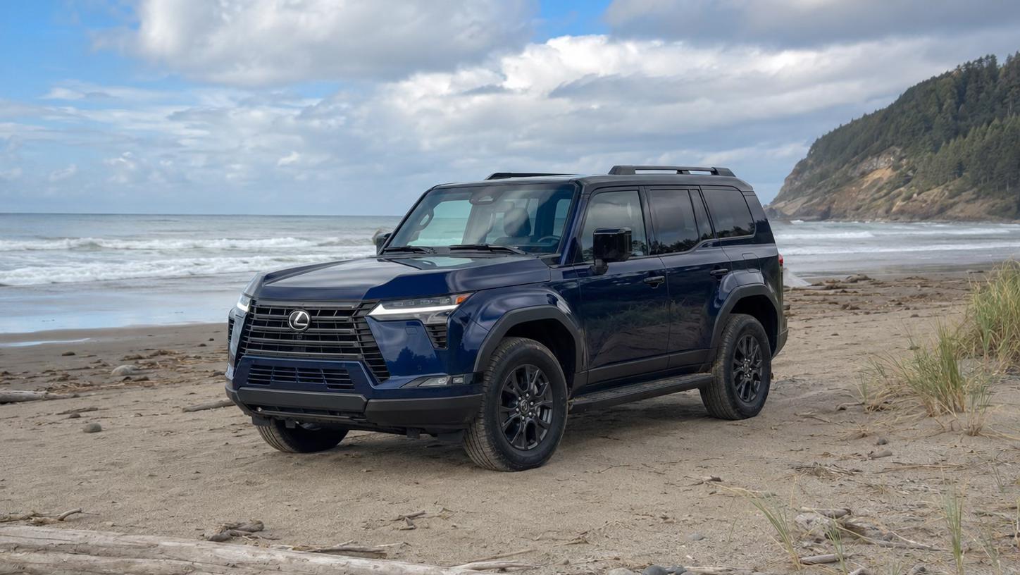 Lexus GX 2025 in Portland, OR