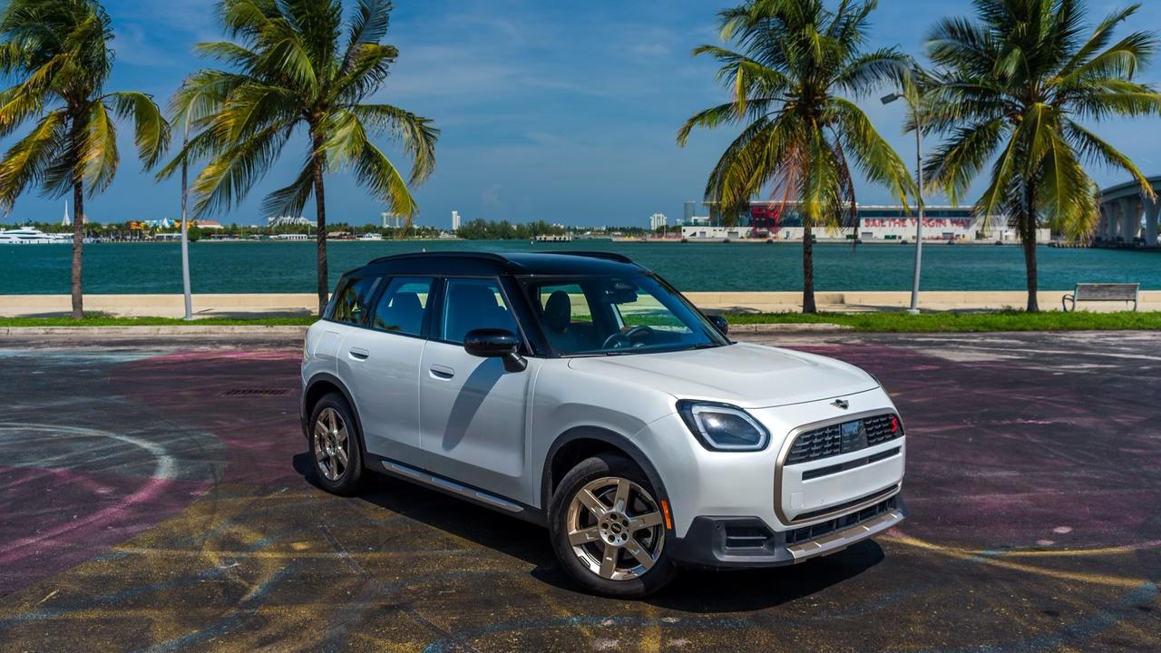 MINI Countryman 2025 in Hollywood, FL