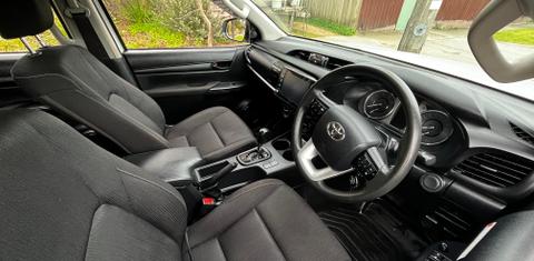 Toyota HILUX 2023