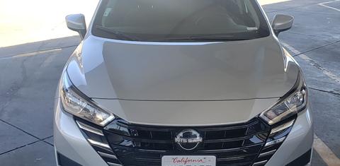Nissan Versa 2023