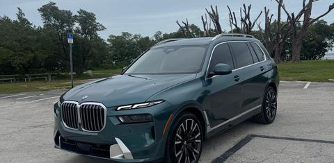 BMW X7 2025