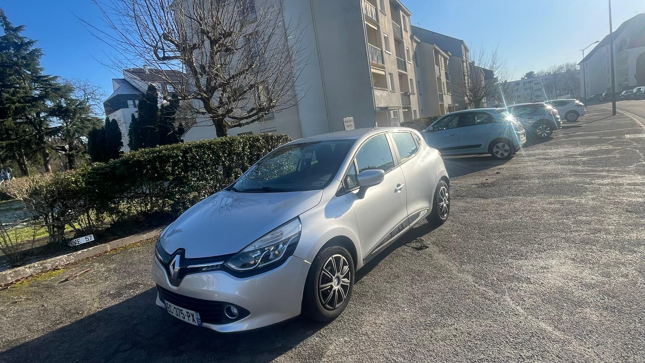 Renault CLIO IV 2016 à Tours