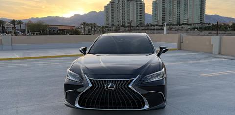 Lexus ES 2025