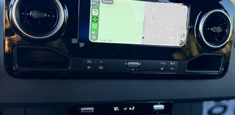 Mercedes-Benz Sprinter 2025