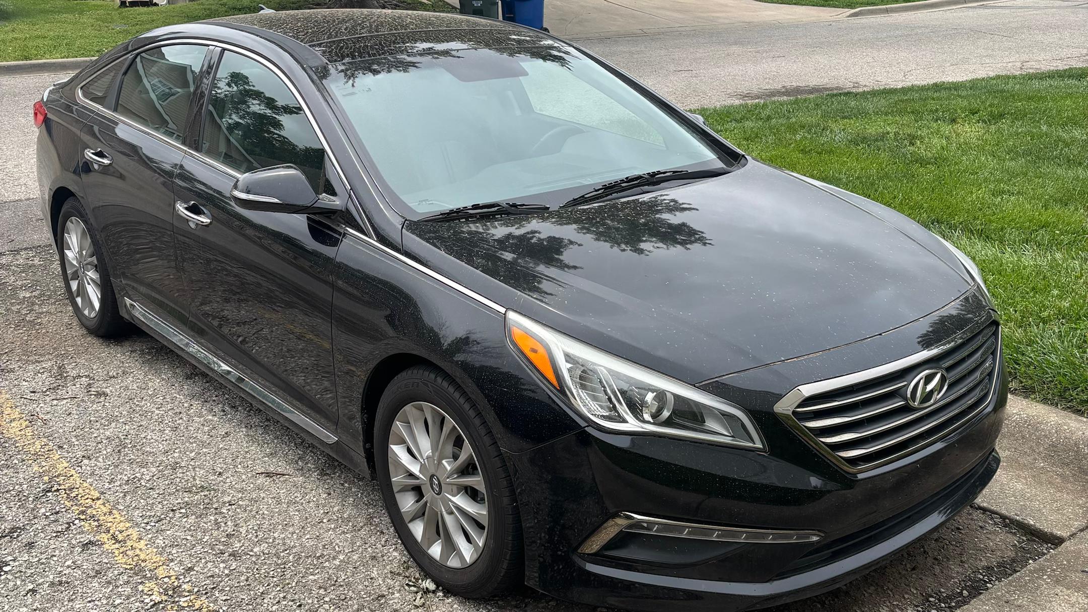 Hyundai Sonata 2015 in Lawrence, KS