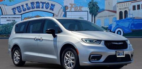 Chrysler Pacifica 2024