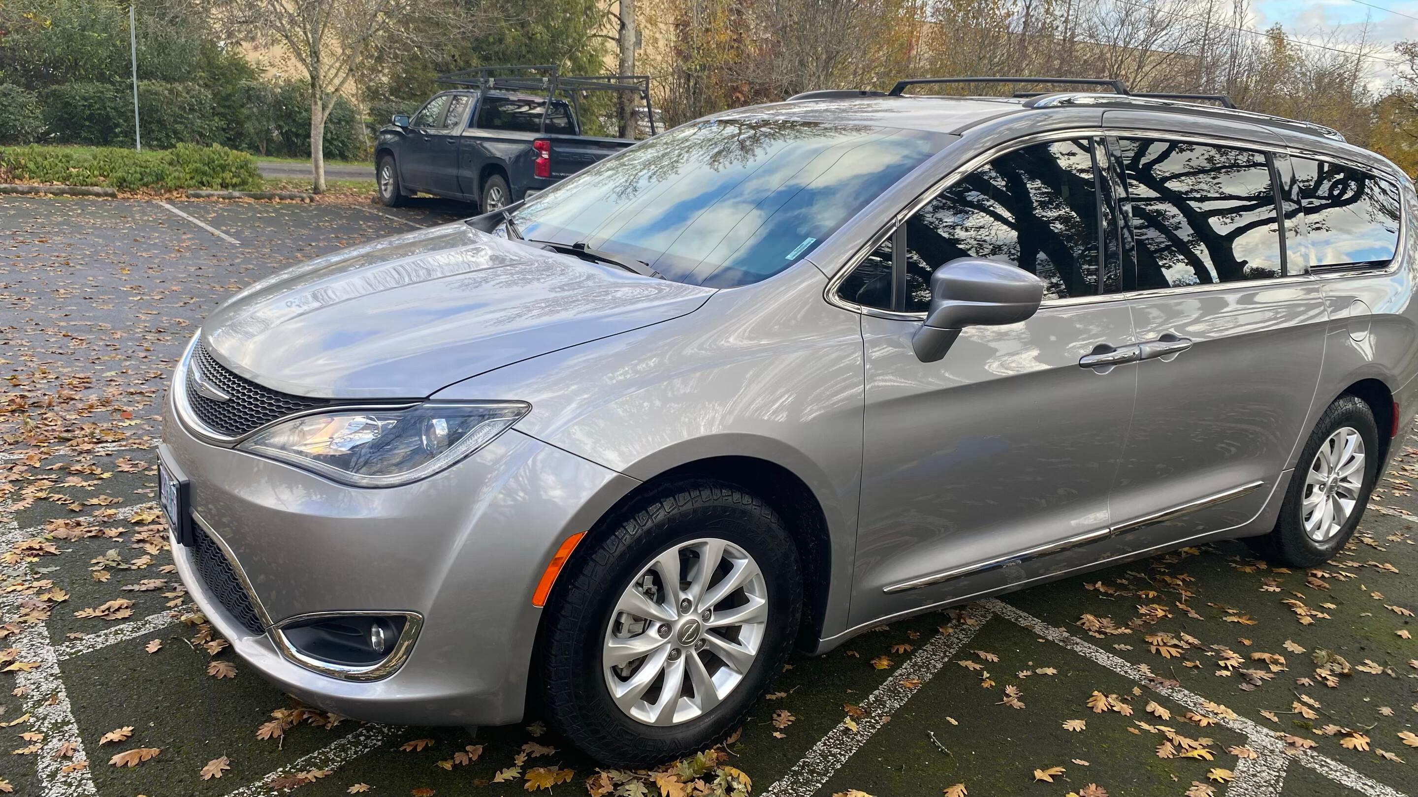 Chrysler Pacifica 2018 in Oak Grove, OR
