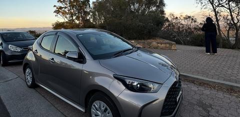Toyota YARIS 2024