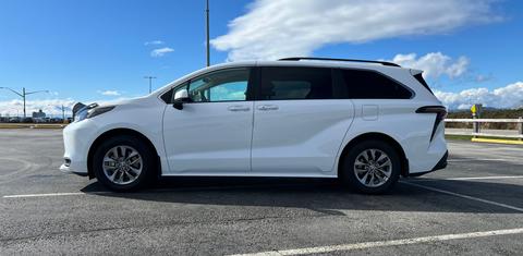 Toyota Sienna 2025