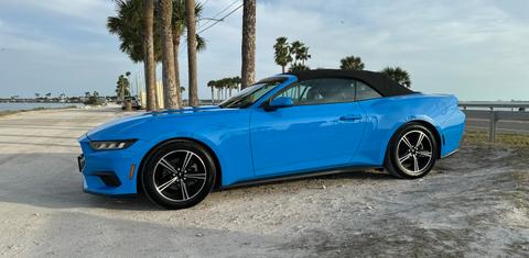 Ford Mustang 2024