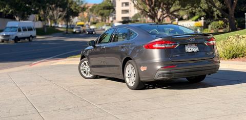 Ford Fusion Energi 2020