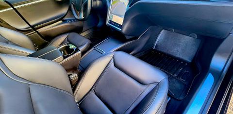 Tesla Model S 2016