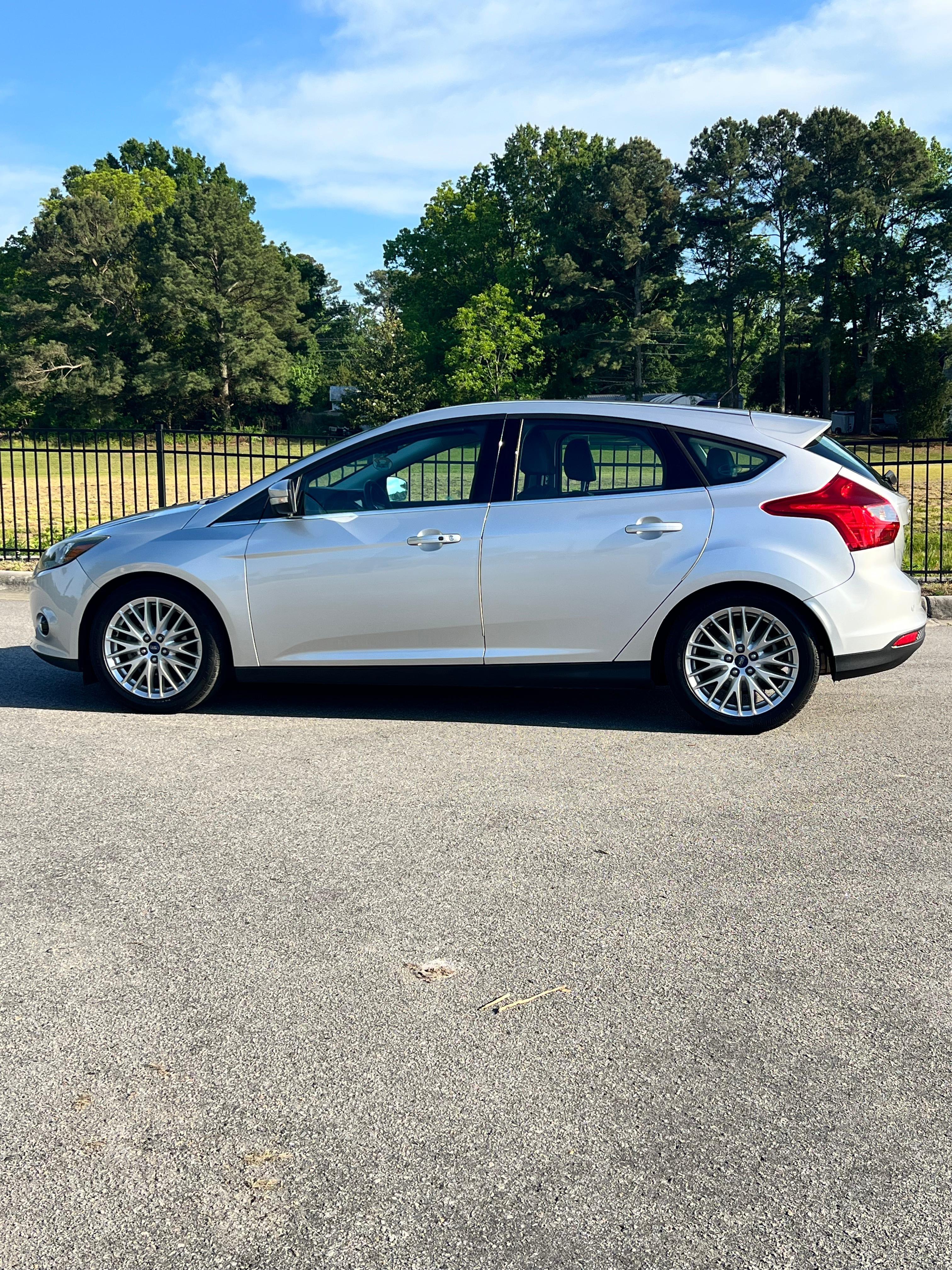 Ford Focus 2014 in Greenville, NC