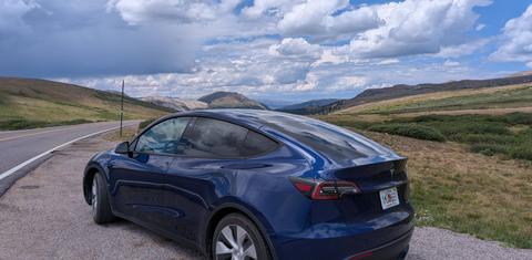 Tesla Model Y 2023