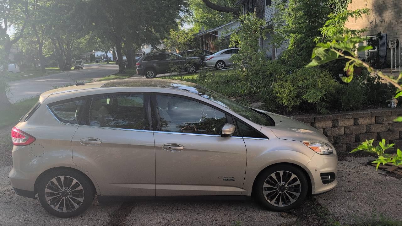 Ford C-Max Energi 2017 in Palatine, IL