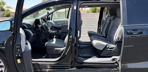 Toyota Sienna 2023