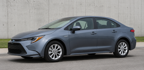 Toyota Camry Hybrid 2026