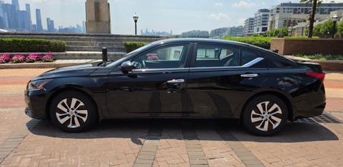 Nissan Altima 2024