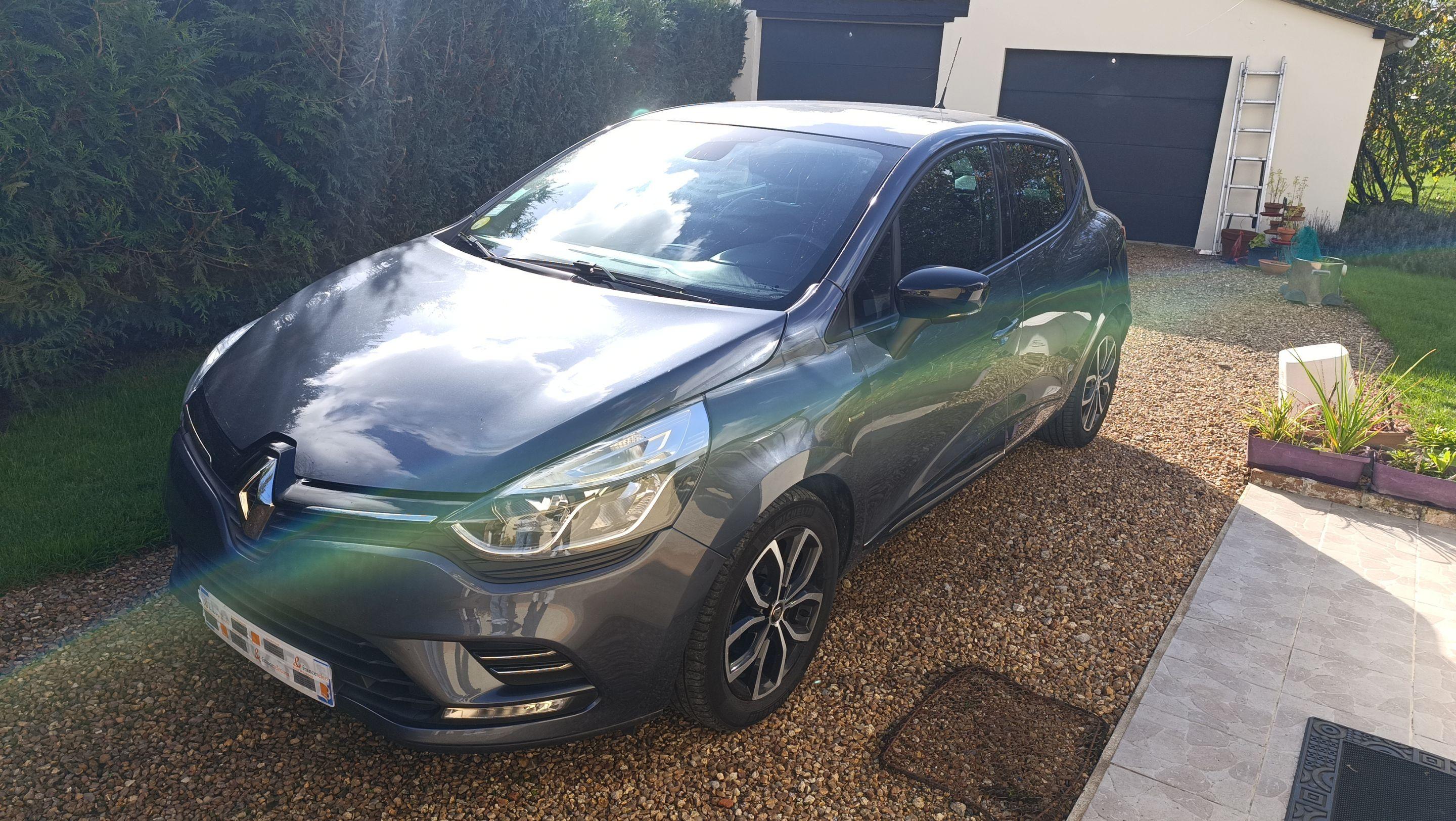 Renault CLIO IV 2019 à Saint-Georges-sur-Eure