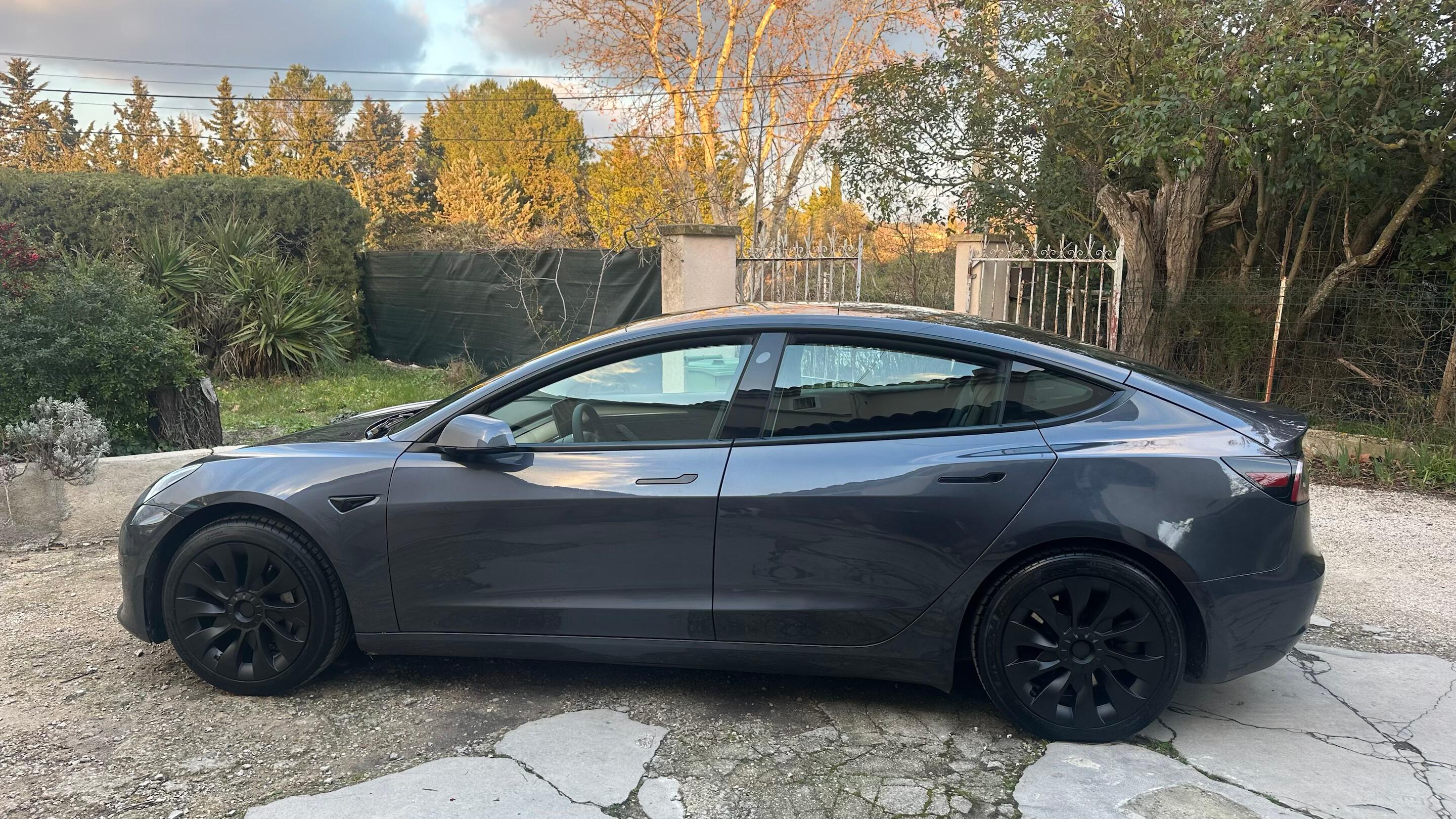 Tesla MODEL 3 2021 à Aix-en-Provence