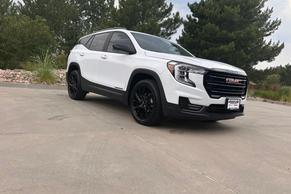 GMC Terrain 2024 in Aurora