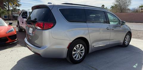 Chrysler Pacifica 2017
