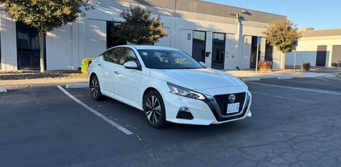 Nissan Altima 2022