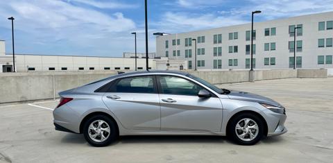 Hyundai Elantra 2021