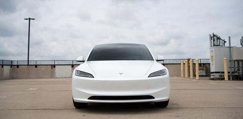 Tesla Model 3 2025