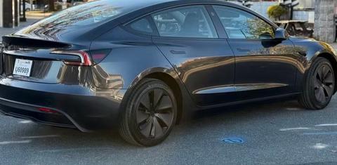 Tesla Model 3 2026
