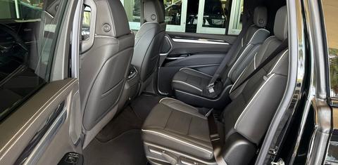 Cadillac Escalade ESV 2026