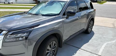 Nissan Pathfinder 2024