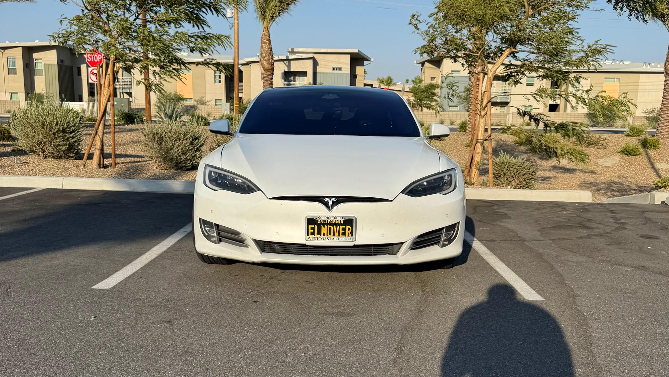 Tesla Model S 2018 in Palm Springs, CA