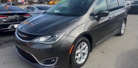 Chrysler Pacifica 2017